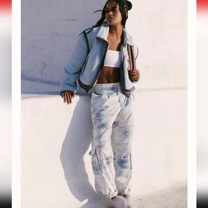 FREE PEOPLE Mesmerize Me Printed Cargo Pocket Pants